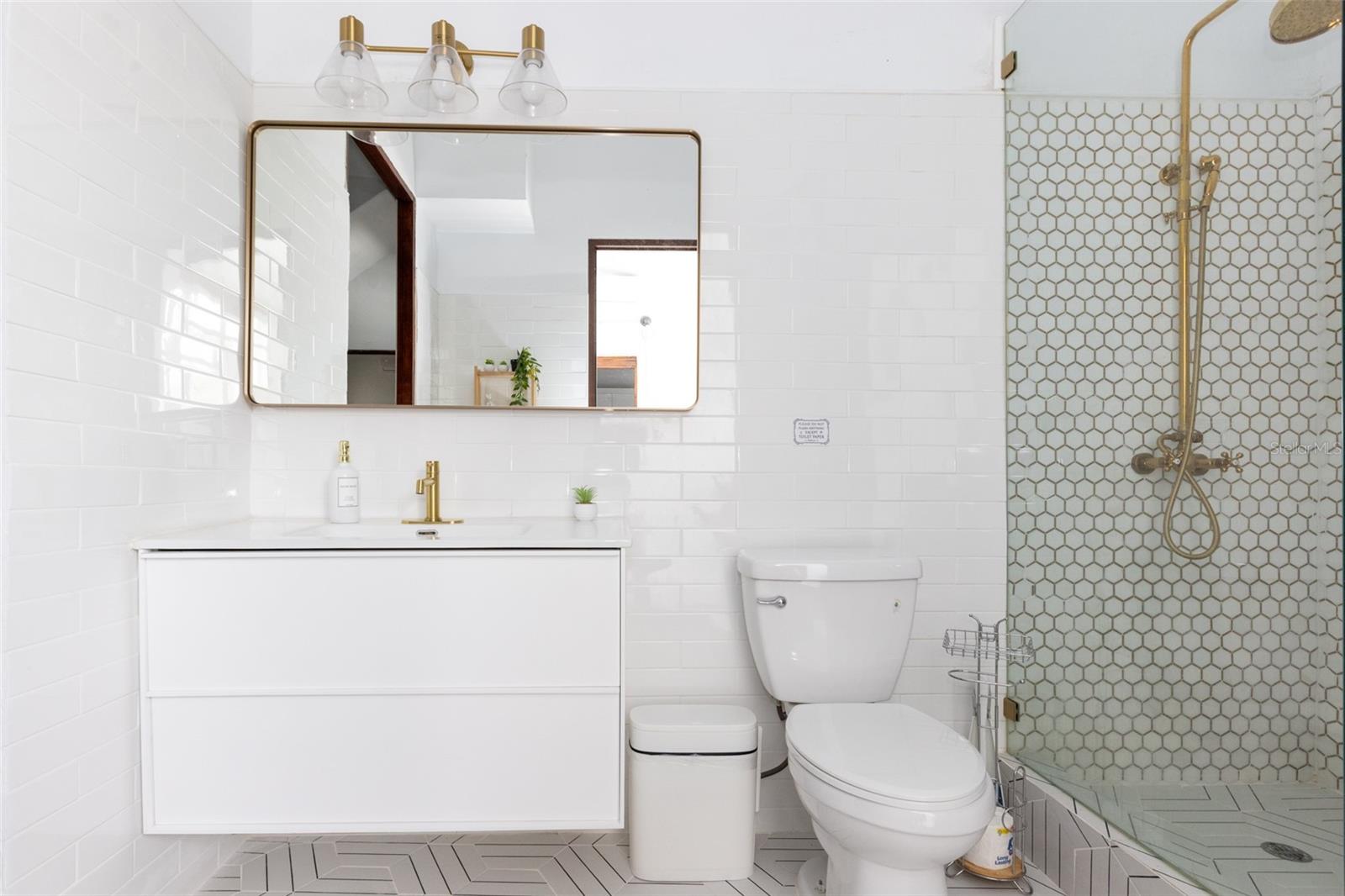 PR9108453 Property Photo