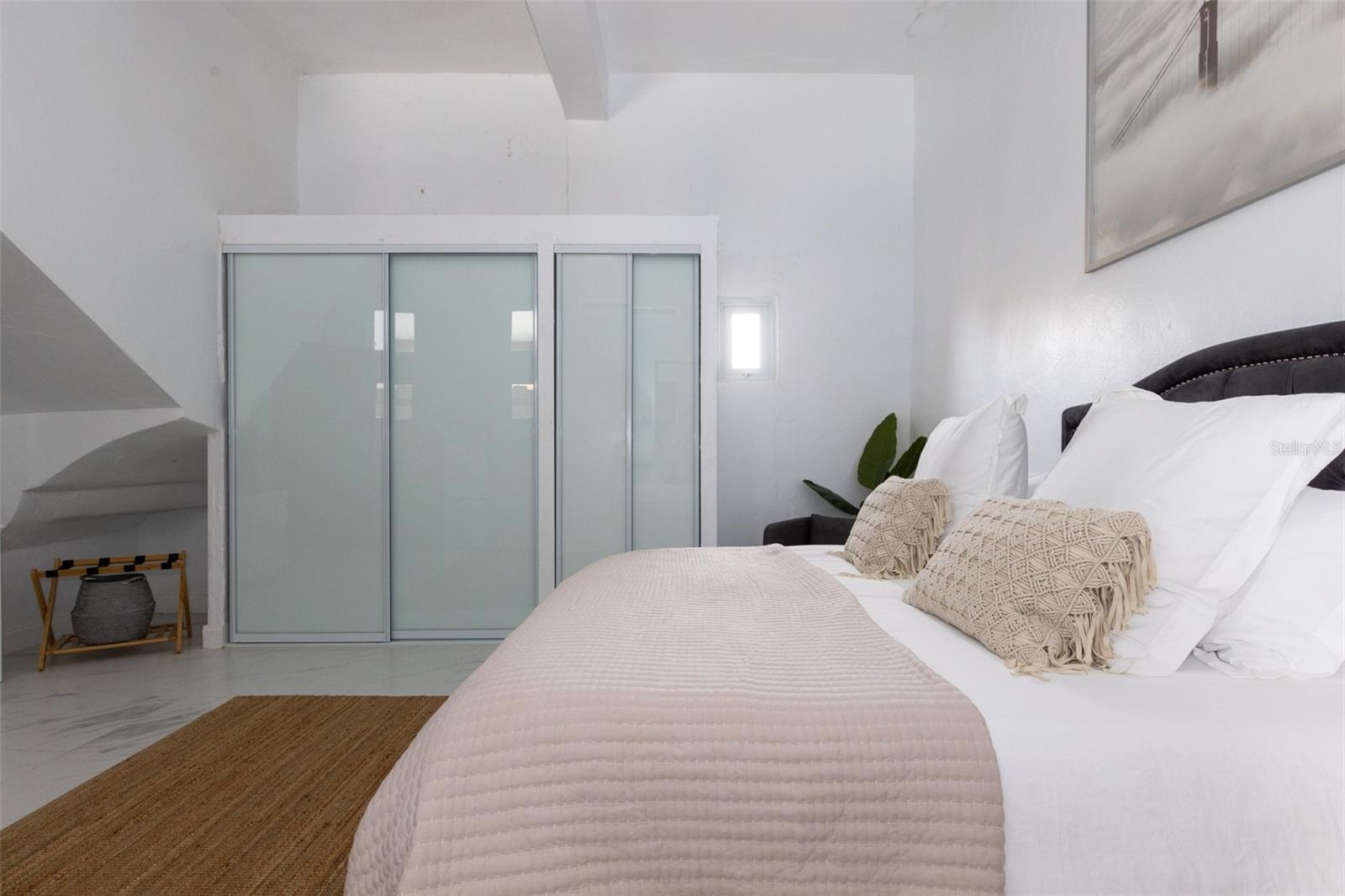 PR9108453 Property Photo