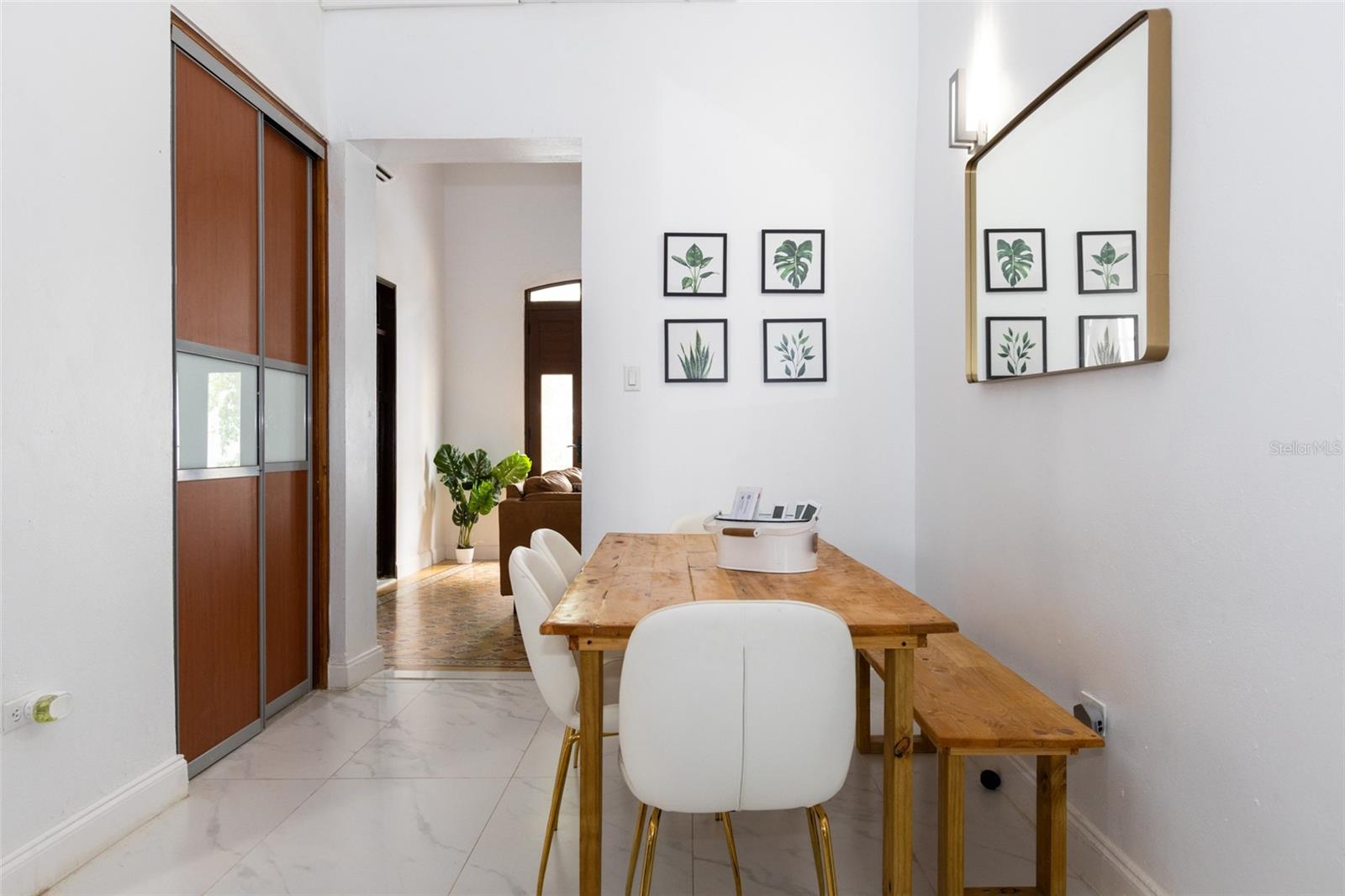 PR9108453 Property Photo