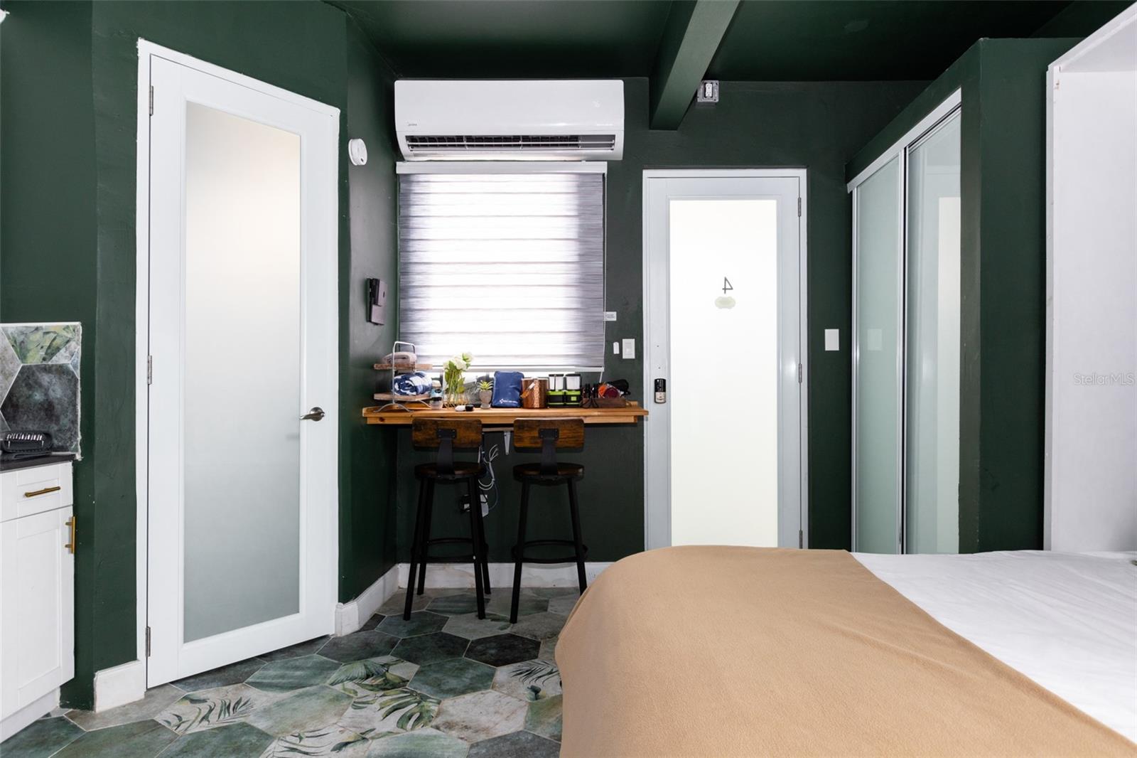 PR9108453 Property Photo