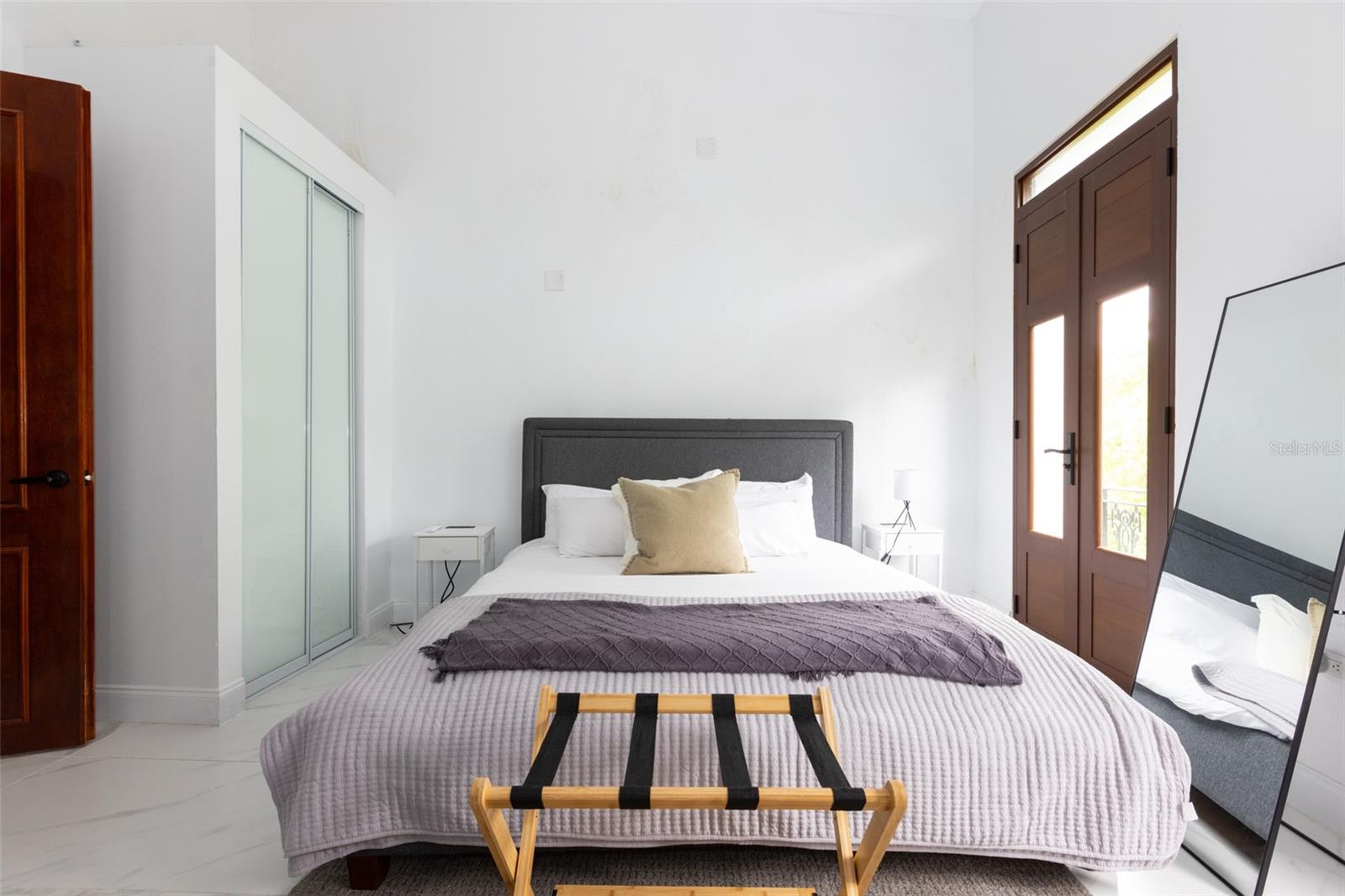 PR9108453 Property Photo