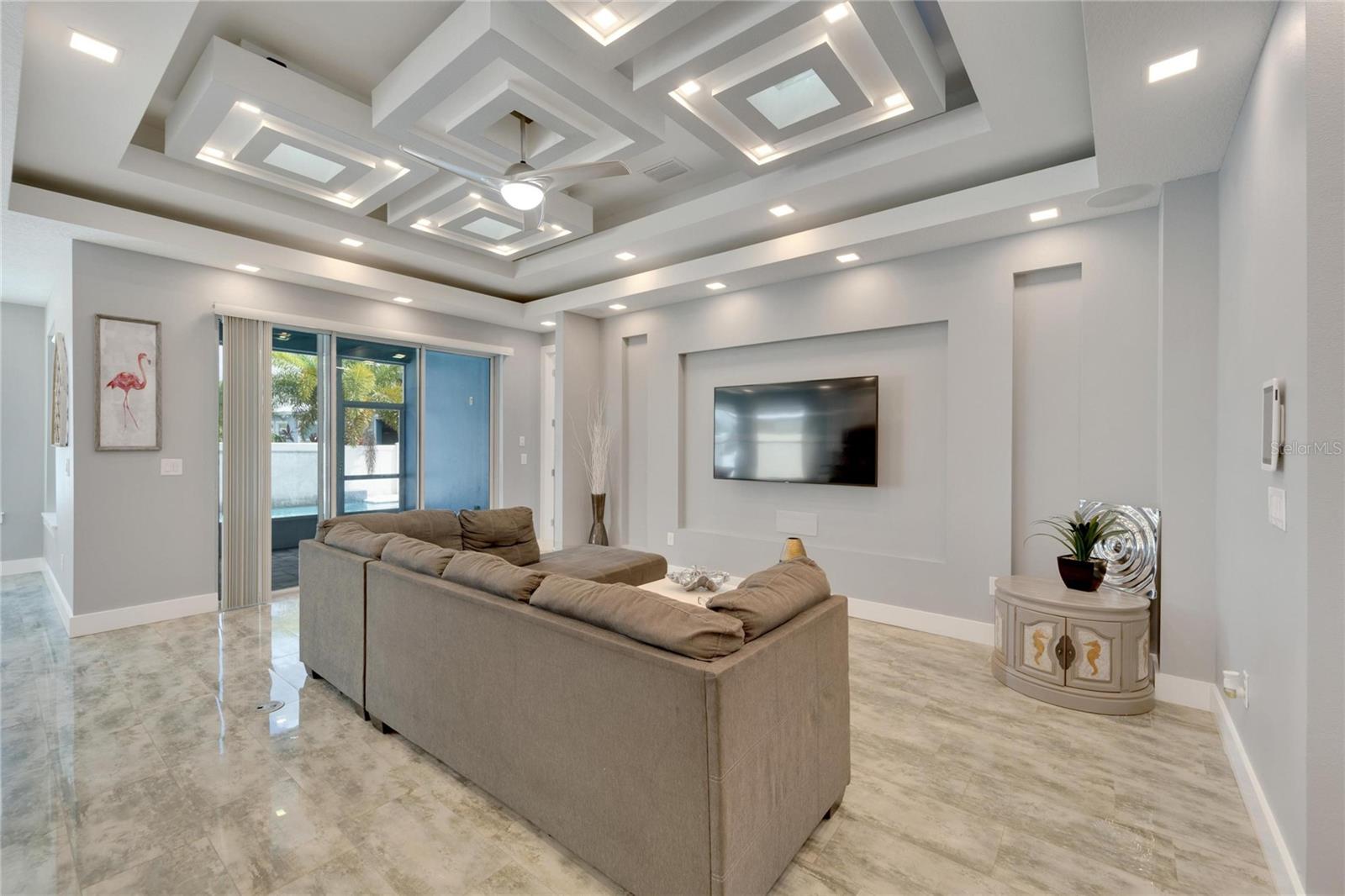 567 BIMINI BAY BLVD, APOLLO BEACH, FL, 33572