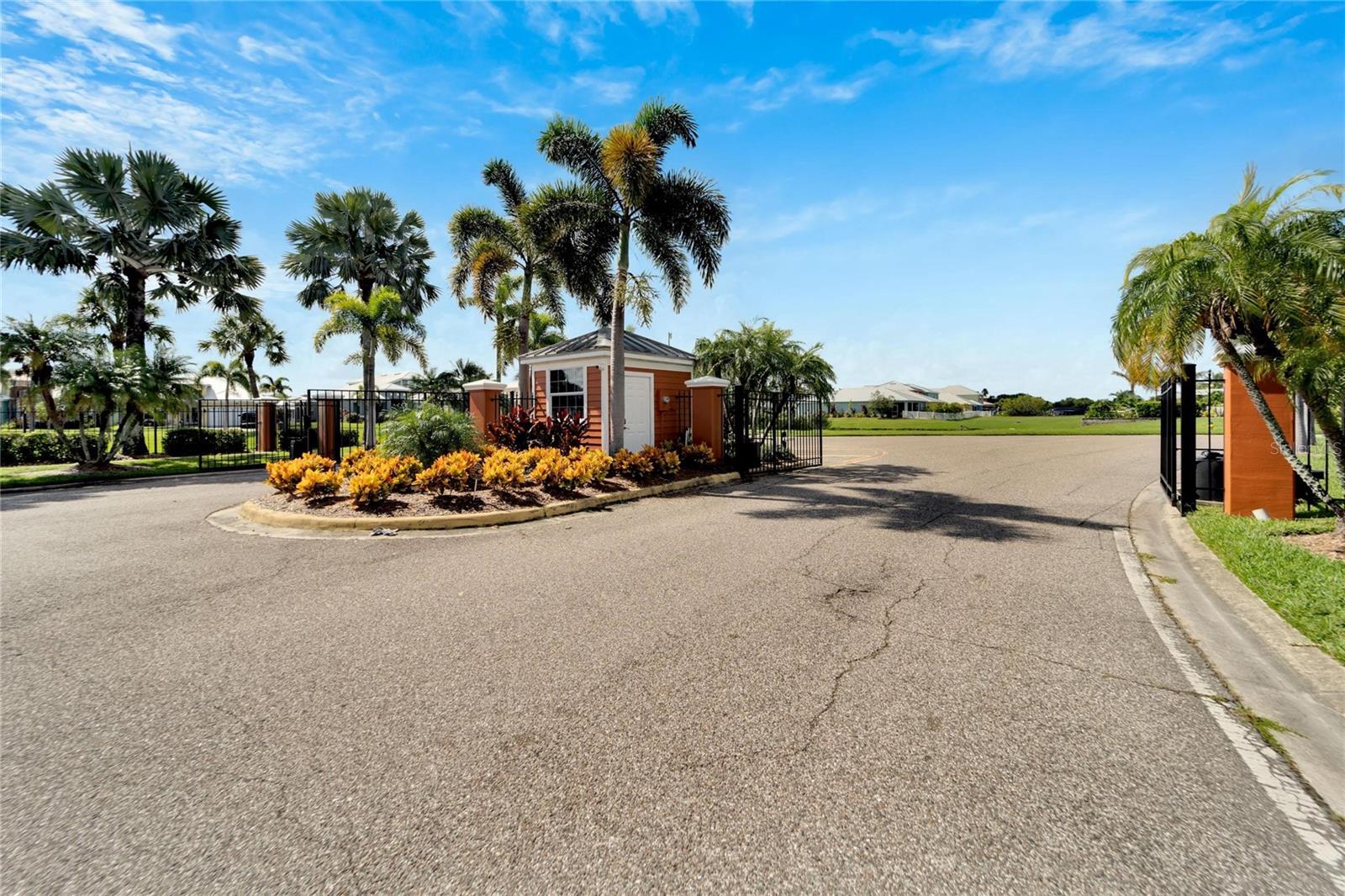 567 BIMINI BAY BLVD, APOLLO BEACH, FL, 33572