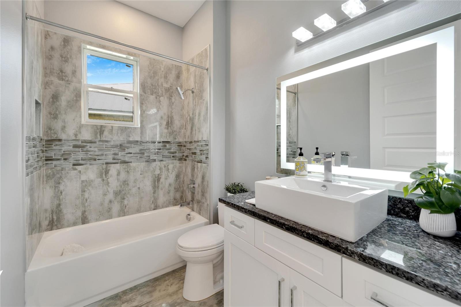 567 BIMINI BAY BLVD, APOLLO BEACH, FL, 33572