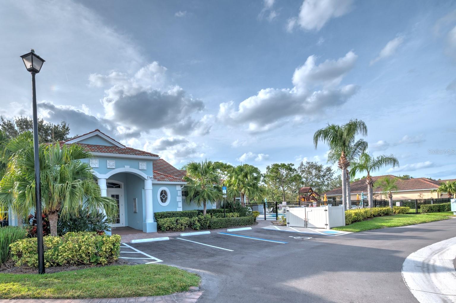 7823 33RD ST E #20, SARASOTA, FL, 34243