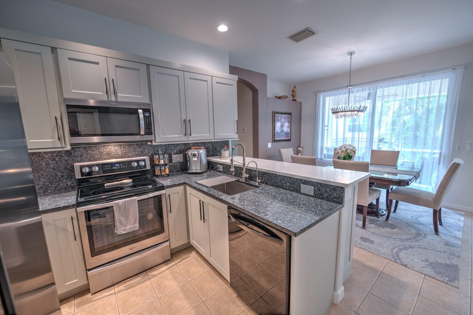 7823 33RD ST E #20, SARASOTA, FL, 34243