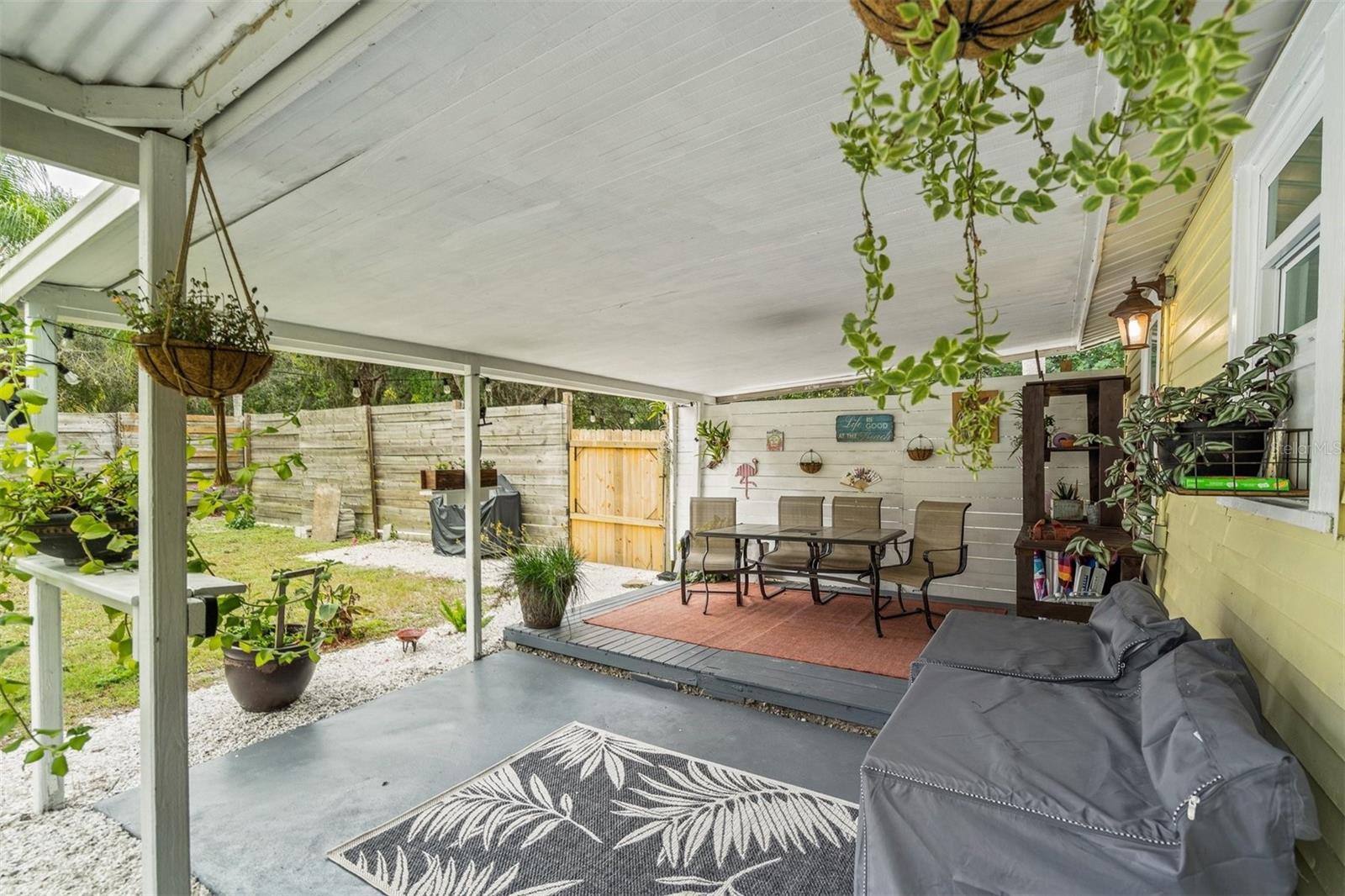 814 ANDERSON RD, NOKOMIS, FL, 34275