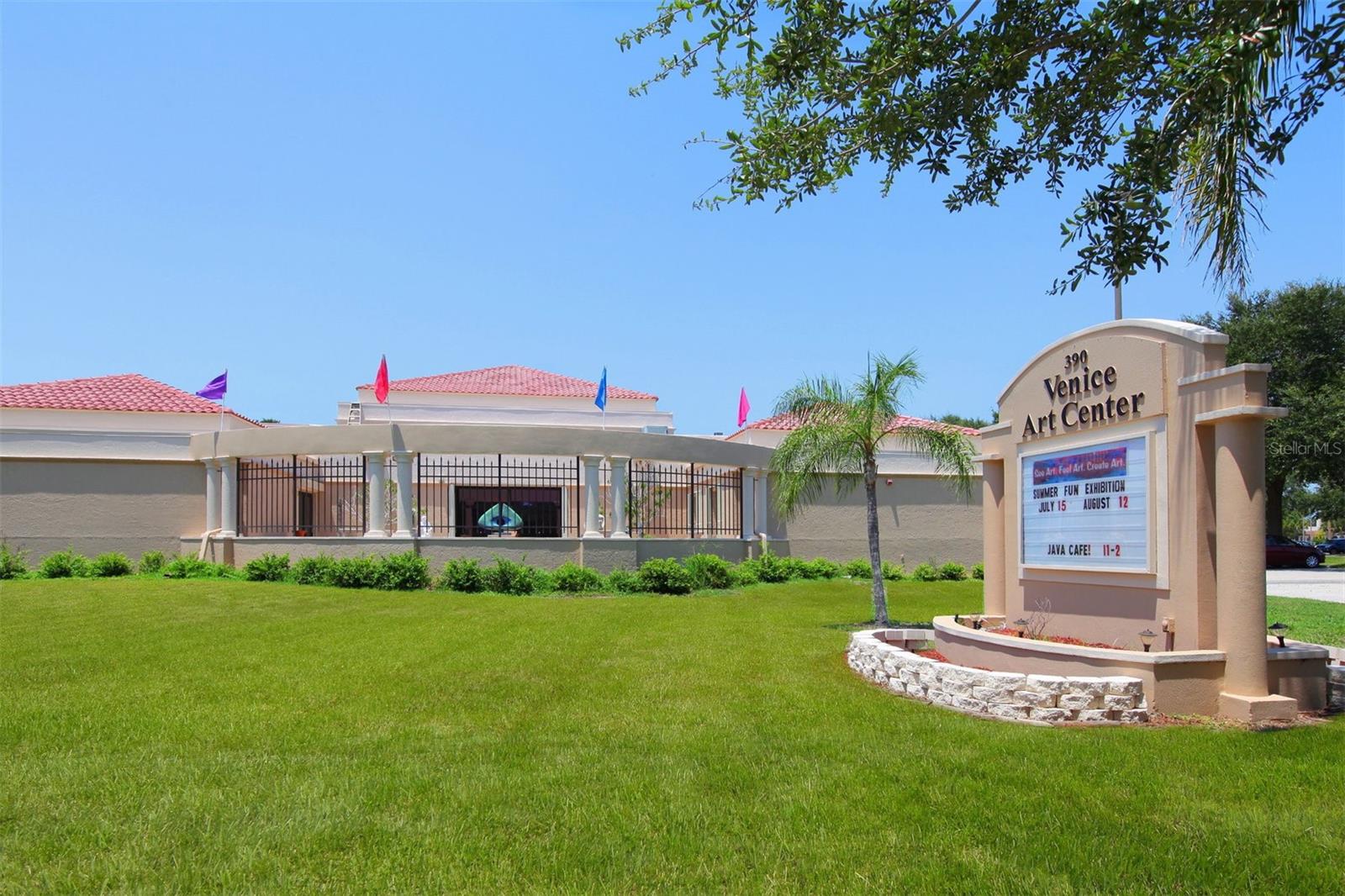 814 ANDERSON RD, NOKOMIS, FL, 34275