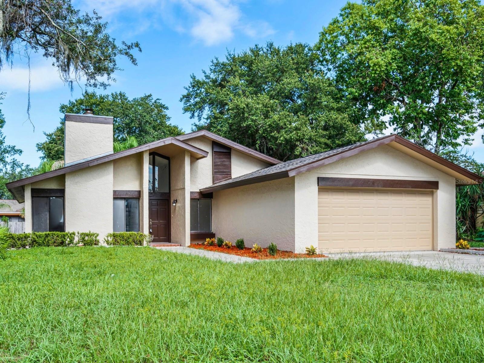 2107 ELMWOOD CT, PLANT CITY, FL, 33563