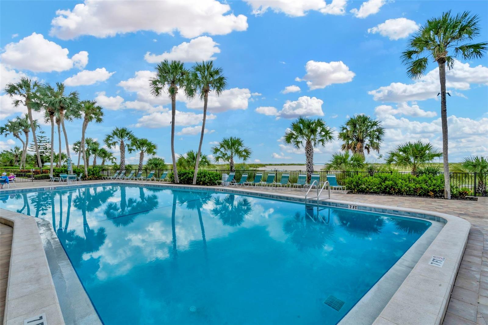 1270 GULF BLVD #2002, CLEARWATER BEACH, FL, 33767