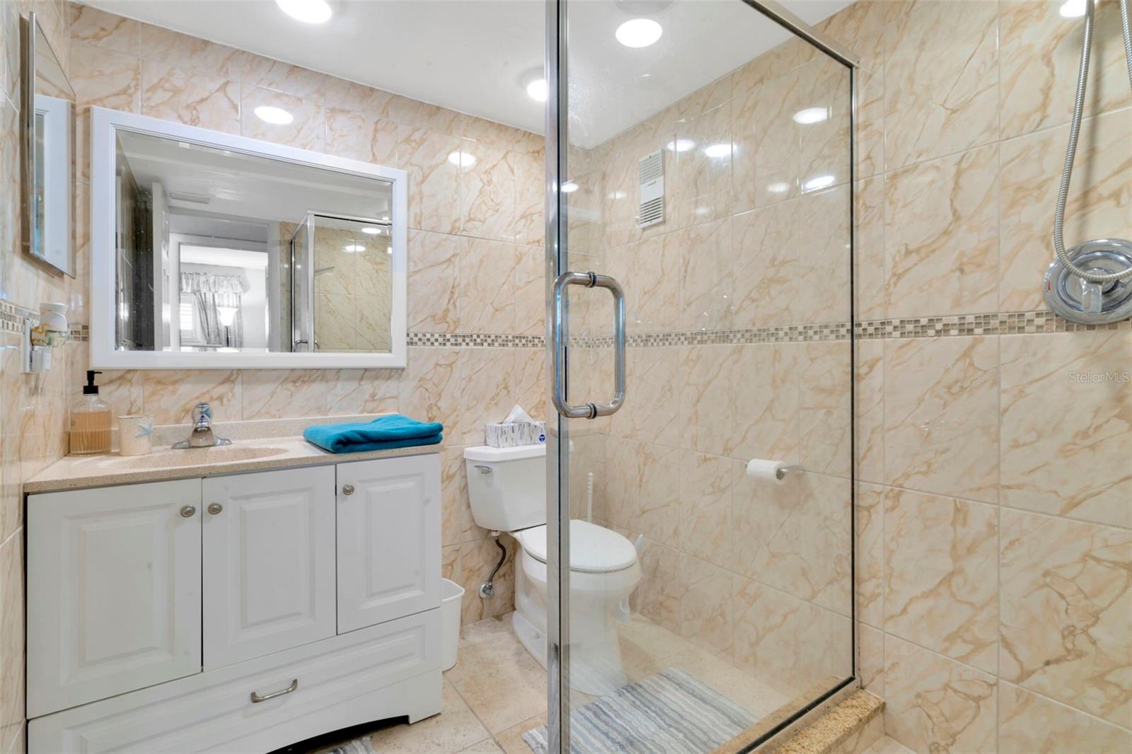1270 GULF BLVD #2002, CLEARWATER BEACH, FL, 33767