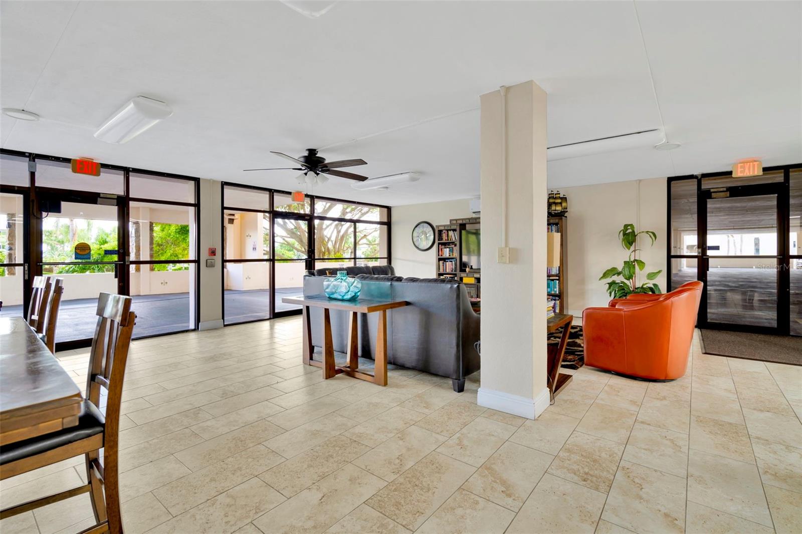 1270 GULF BLVD #2002, CLEARWATER BEACH, FL, 33767
