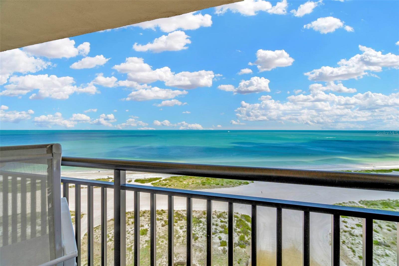 1270 GULF BLVD #2002, CLEARWATER BEACH, FL, 33767