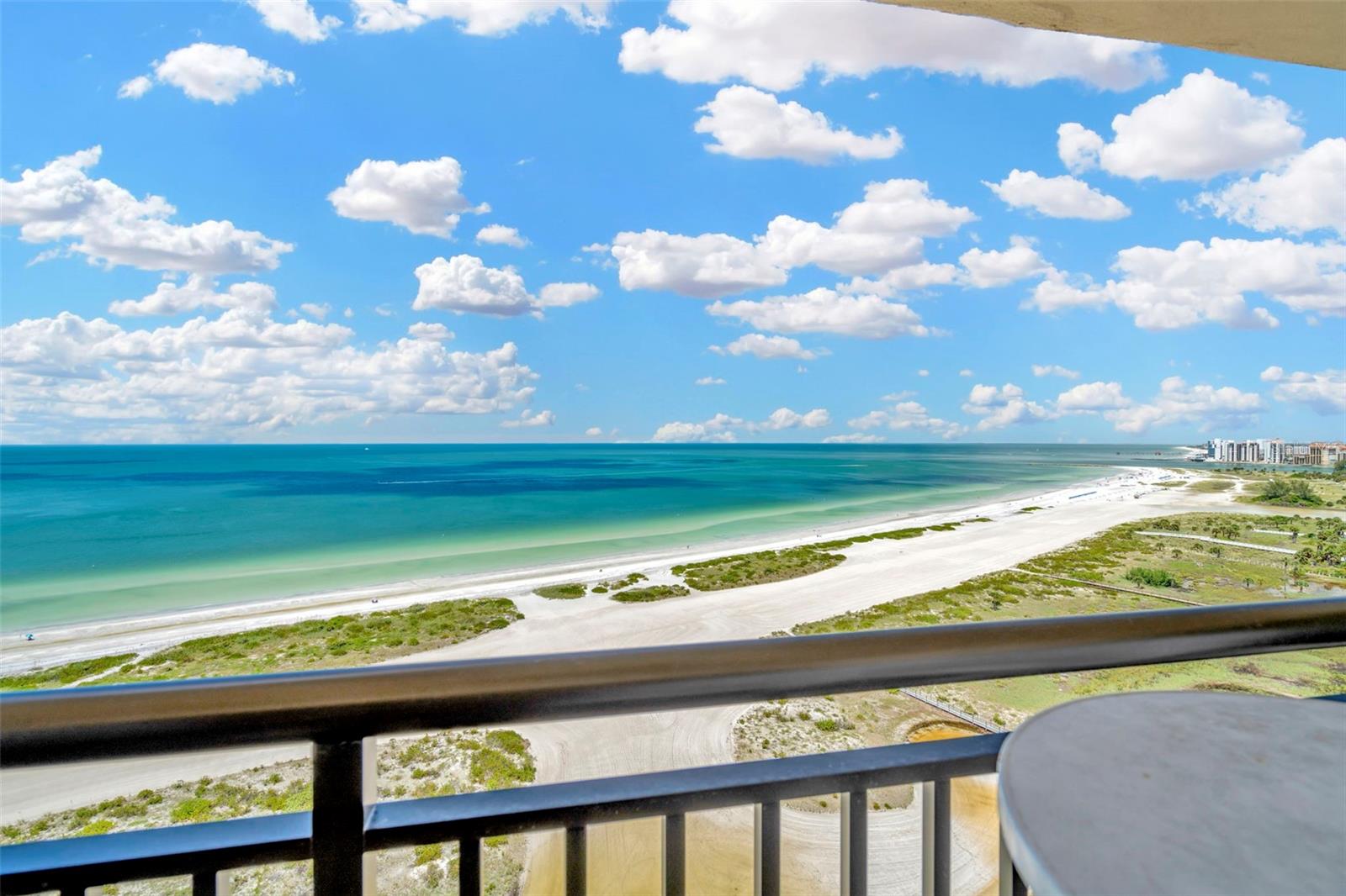 1270 GULF BLVD #2002, CLEARWATER BEACH, FL, 33767