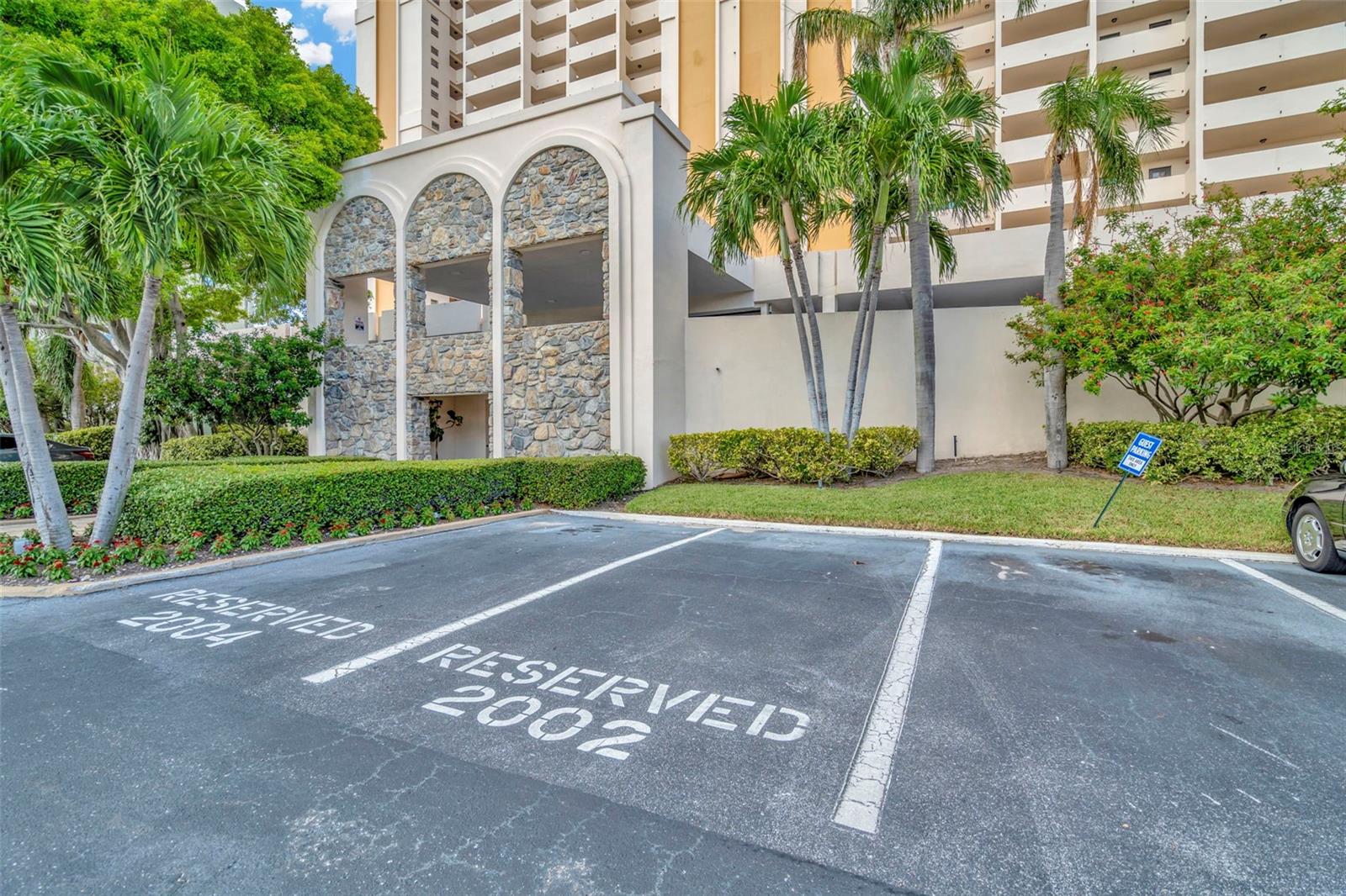1270 GULF BLVD #2002, CLEARWATER BEACH, FL, 33767