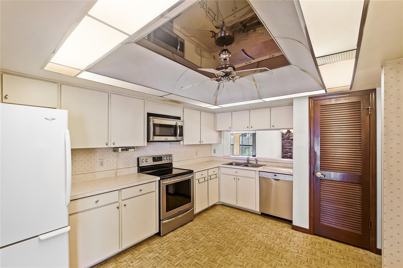 1055 KENSINGTON PARK DR #205, ALTAMONTE SPRINGS, FL, 32714