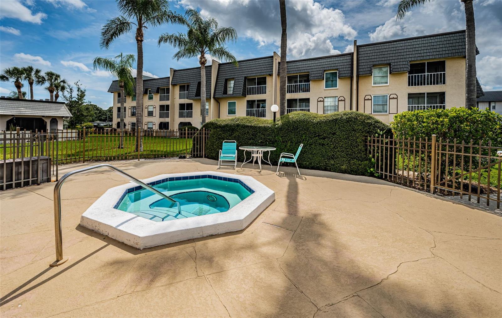 8693 BARDMOOR BLVD #202B, SEMINOLE, FL, 33777