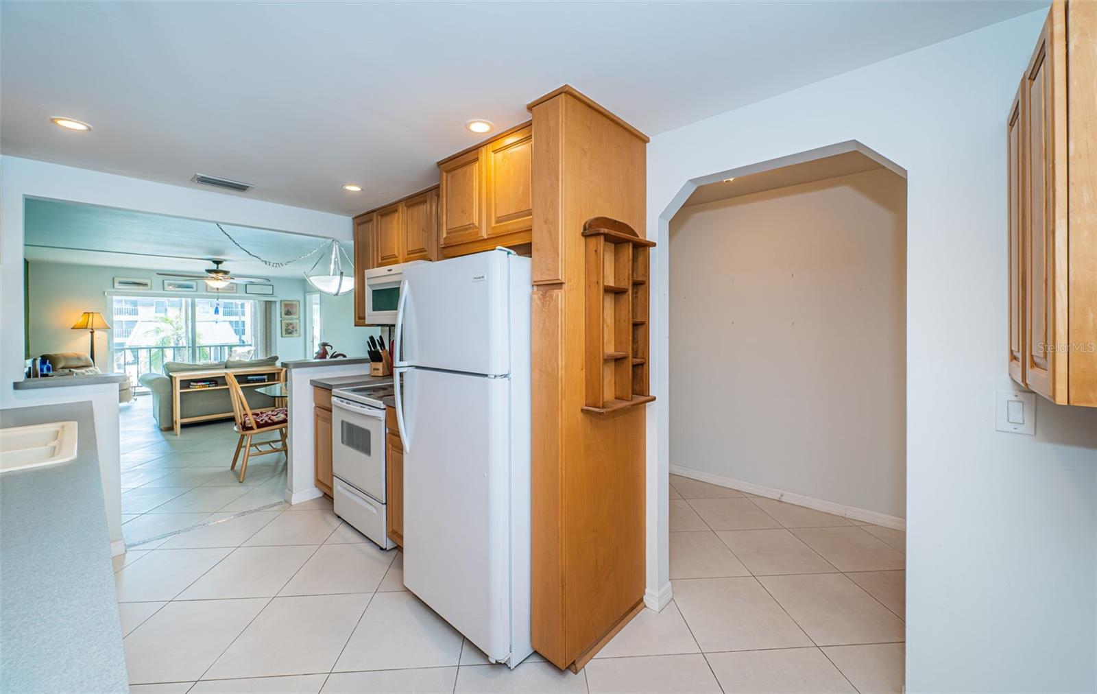 8693 BARDMOOR BLVD #202B, SEMINOLE, FL, 33777