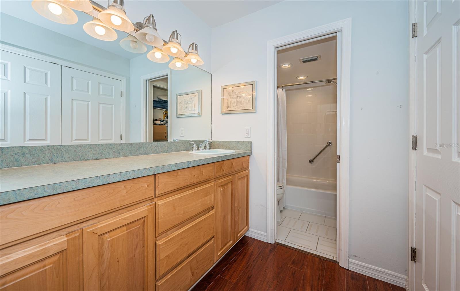 8693 BARDMOOR BLVD #202B, SEMINOLE, FL, 33777