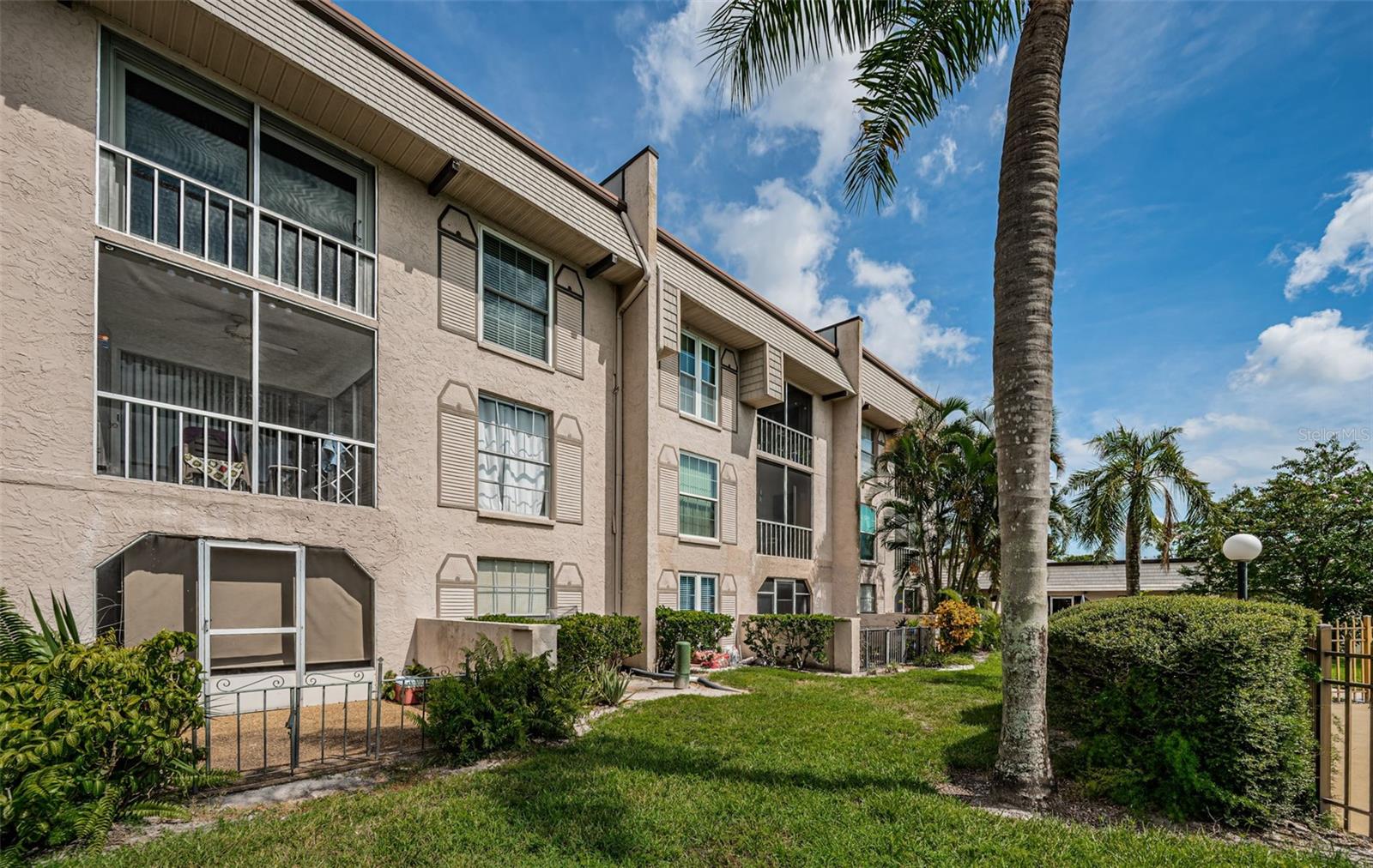 8693 BARDMOOR BLVD #202B, SEMINOLE, FL, 33777