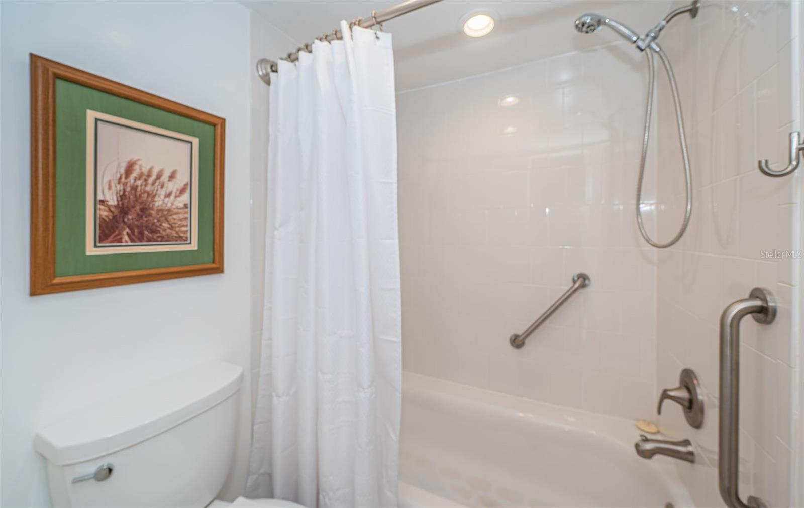 8693 BARDMOOR BLVD #202B, SEMINOLE, FL, 33777