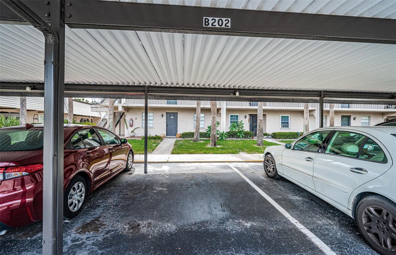 8693 BARDMOOR BLVD #202B, SEMINOLE, FL, 33777