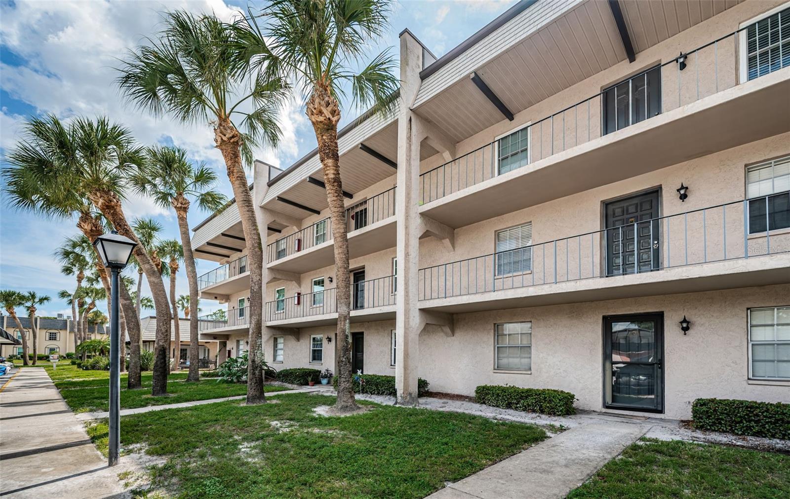 8693 BARDMOOR BLVD #202B, SEMINOLE, FL, 33777