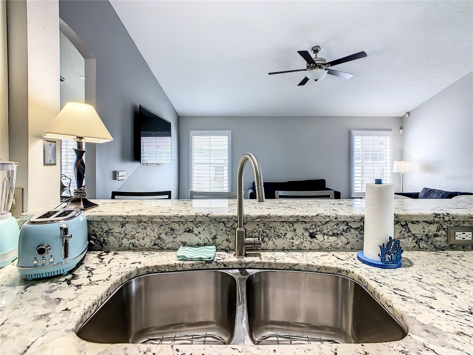 310 BALLYSHANNON DR, DAVENPORT, FL, 33897
