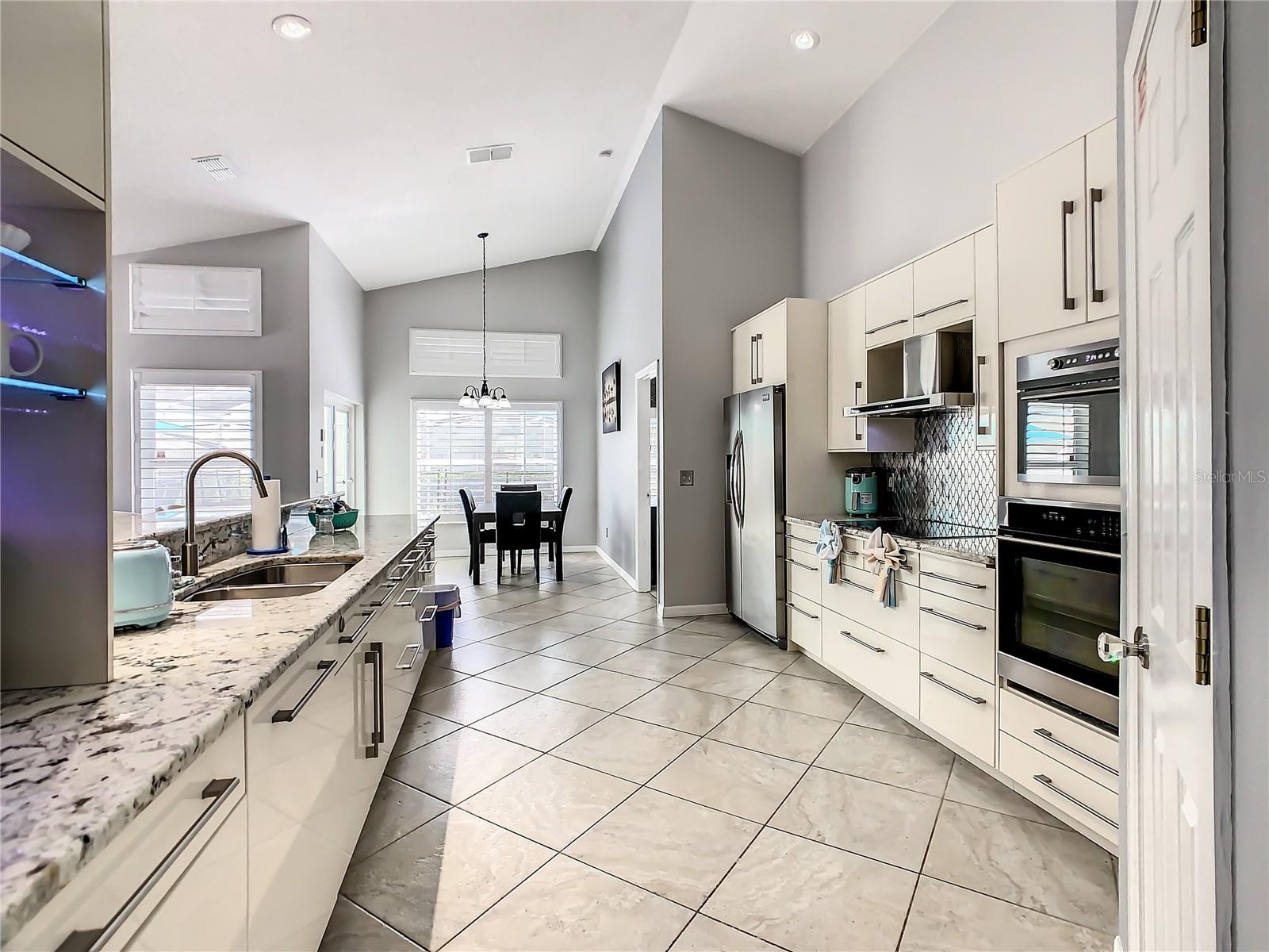 310 BALLYSHANNON DR, DAVENPORT, FL, 33897
