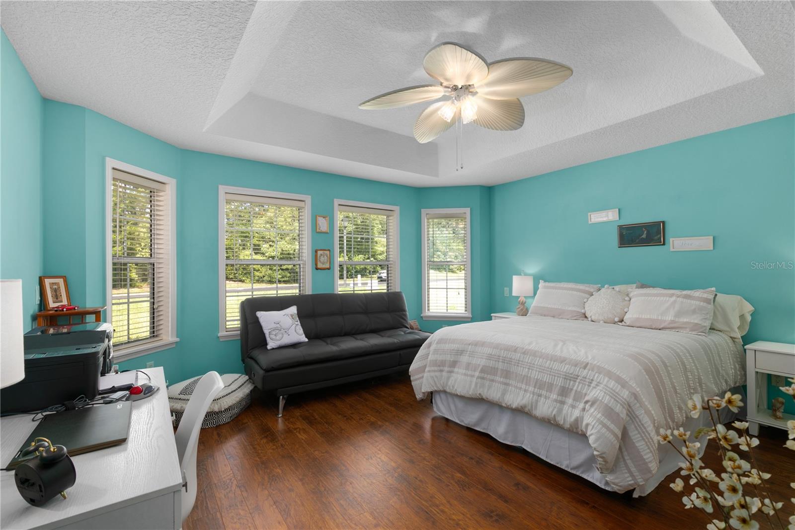 557 DOWLING CIR, LADY LAKE, FL, 32159