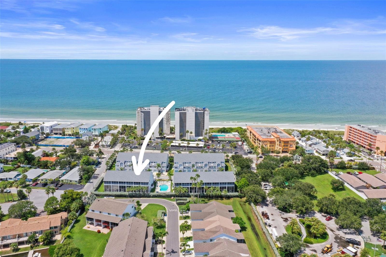 909 HARBOUR HOUSE DR, INDIAN ROCKS BEACH, FL, 33785