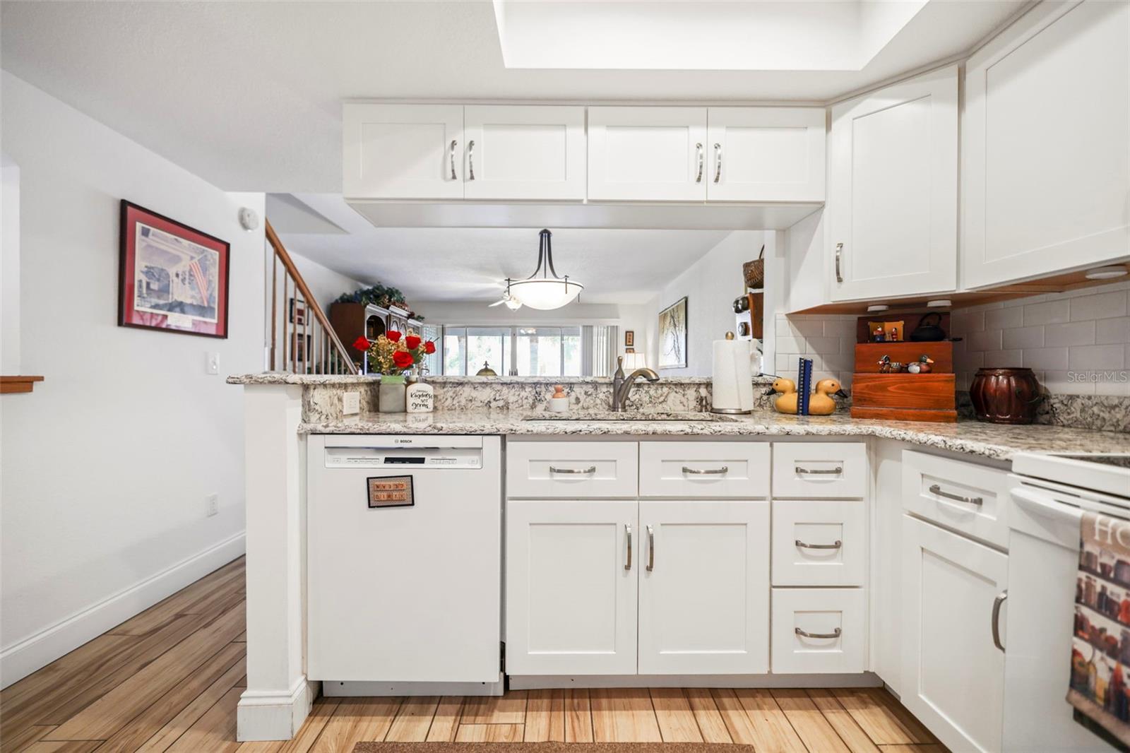 909 HARBOUR HOUSE DR, INDIAN ROCKS BEACH, FL, 33785