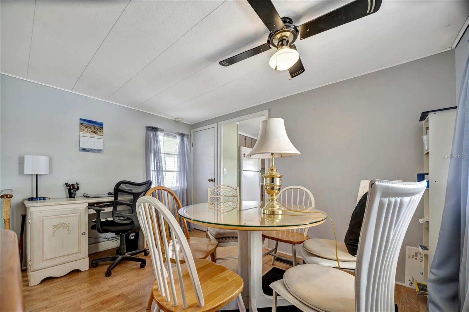 122 E SAINT ANNES CIR, APOLLO BEACH, FL, 33572