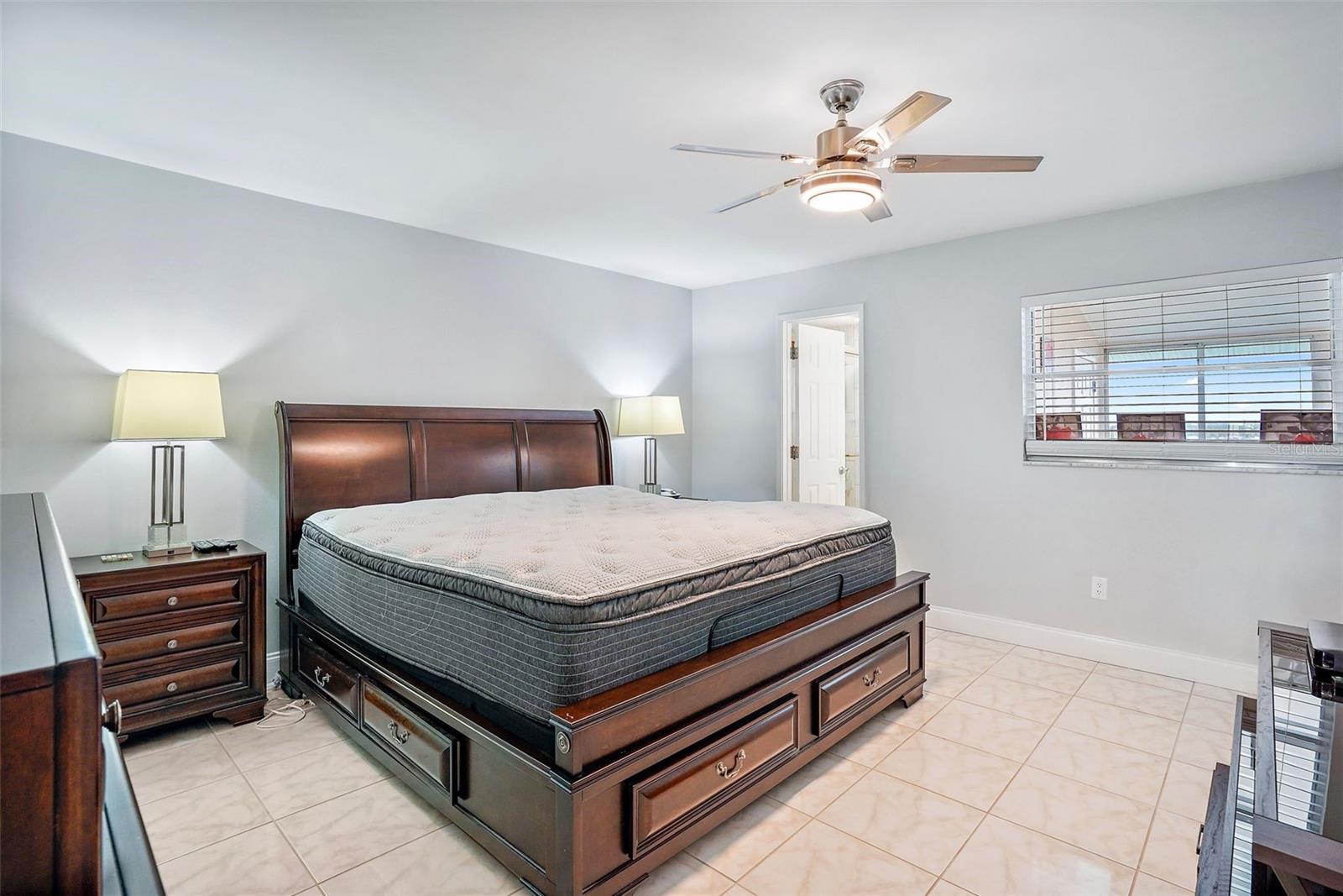 1819 SHORE DR S #318, SOUTH PASADENA, FL, 33707