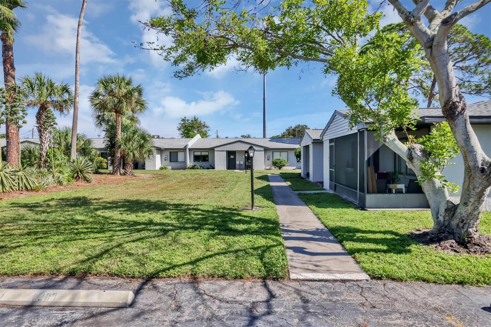 1203 68TH AVENUE DR W #15, BRADENTON, FL, 34207