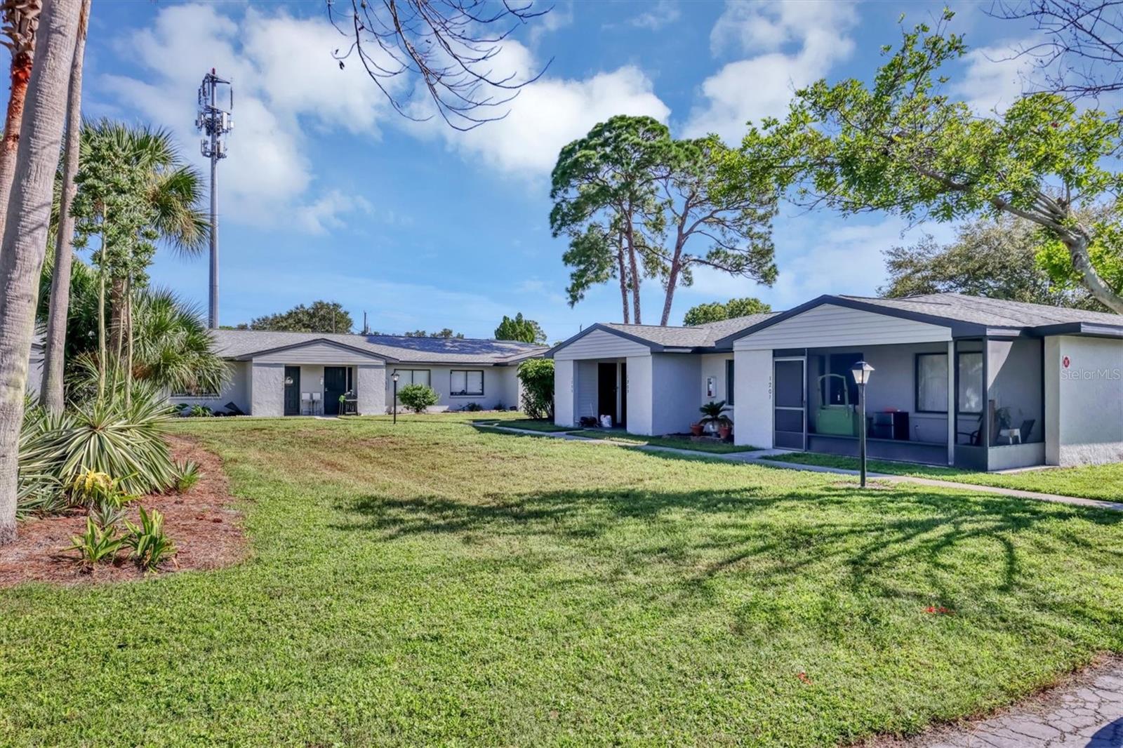 1203 68TH AVENUE DR W #15, BRADENTON, FL, 34207