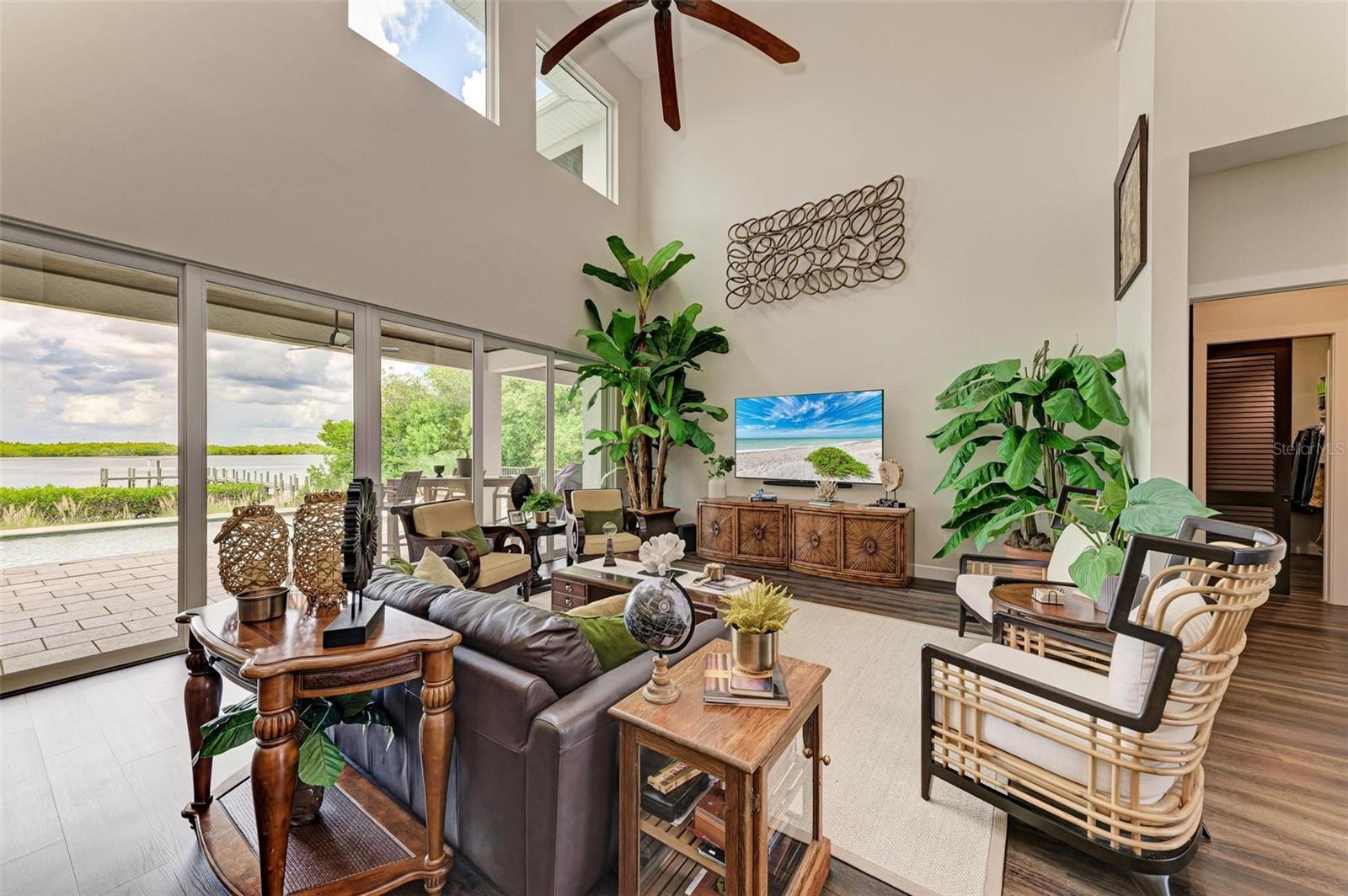 6452 RIVERSIDE DR, PUNTA GORDA, FL, 33982