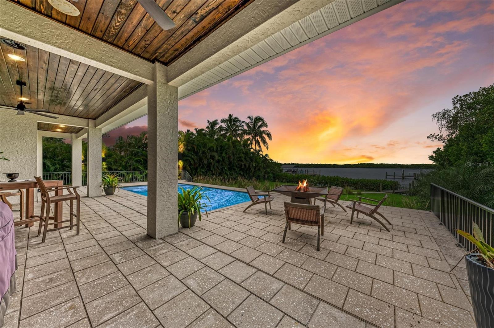 6452 RIVERSIDE DR, PUNTA GORDA, FL, 33982