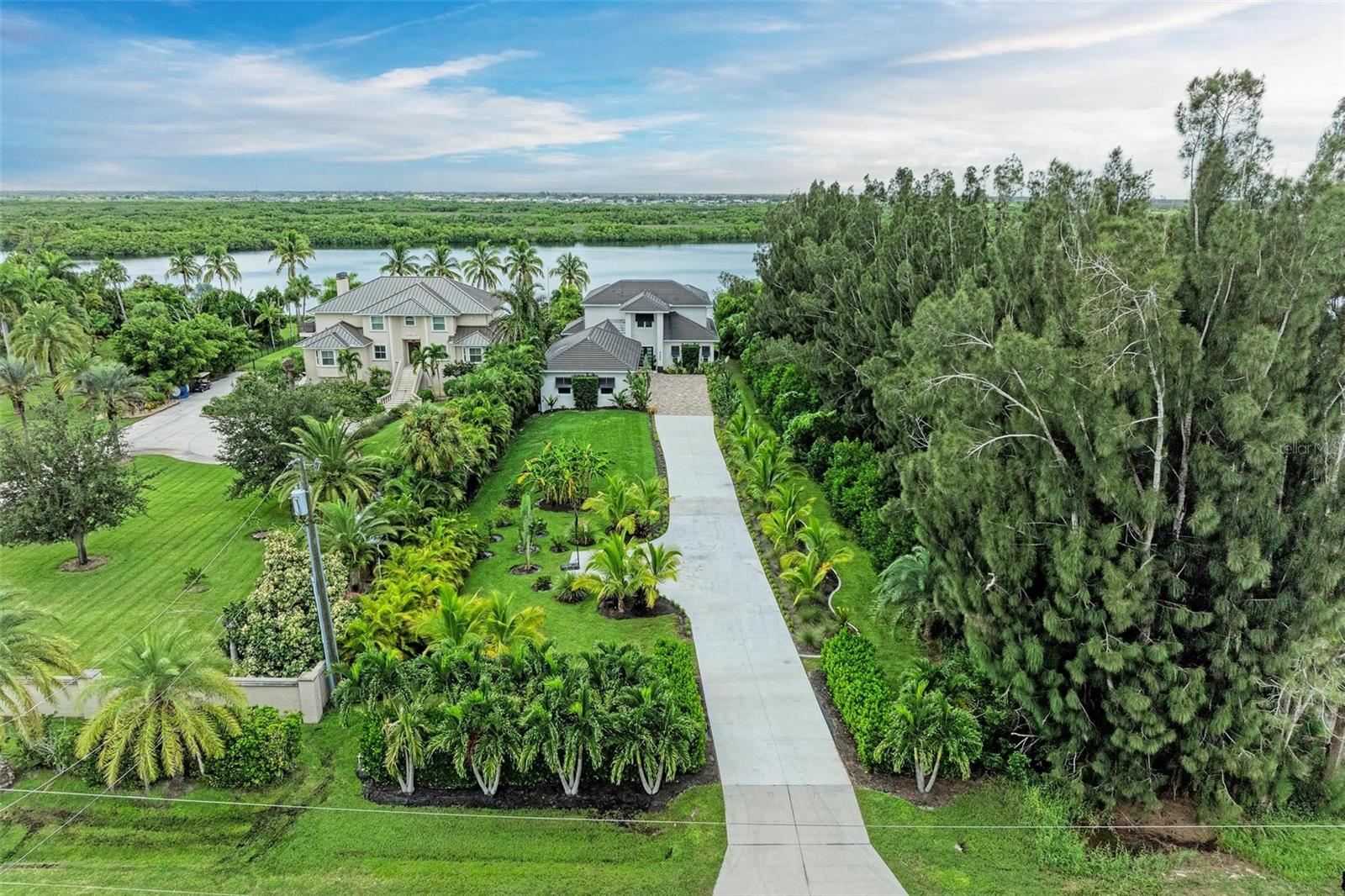 6452 RIVERSIDE DR, PUNTA GORDA, FL, 33982