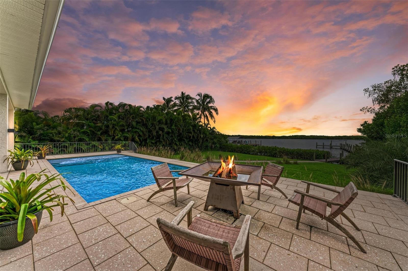 6452 RIVERSIDE DR, PUNTA GORDA, FL, 33982