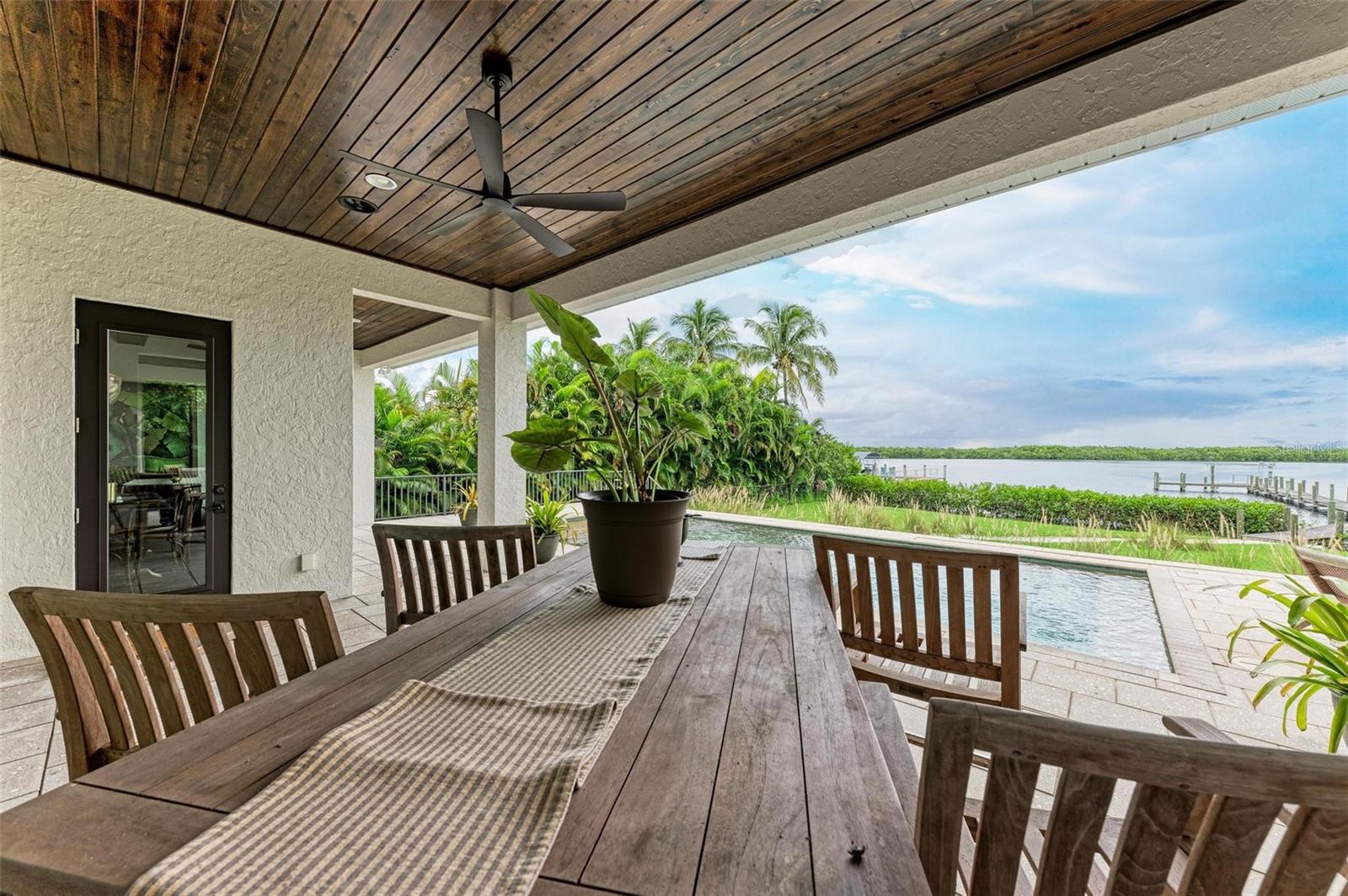 6452 RIVERSIDE DR, PUNTA GORDA, FL, 33982