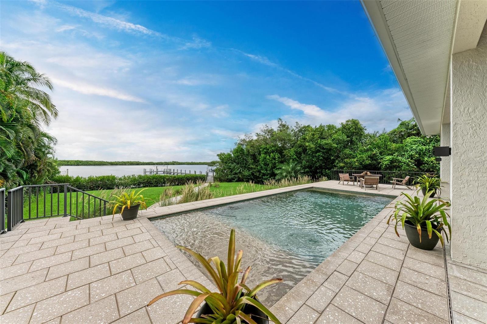 6452 RIVERSIDE DR, PUNTA GORDA, FL, 33982