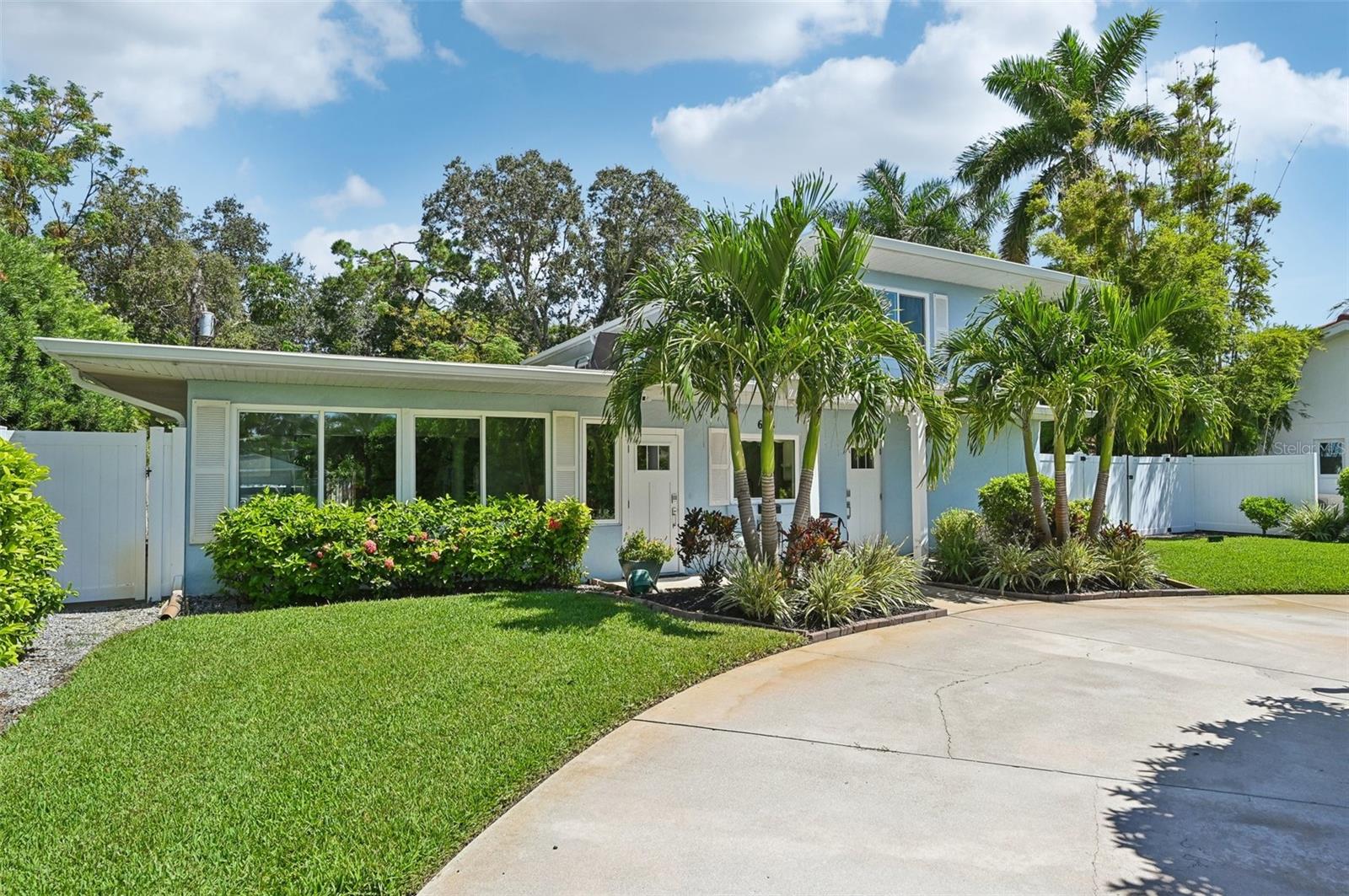 608 ARMADA RD S, VENICE, FL, 34285