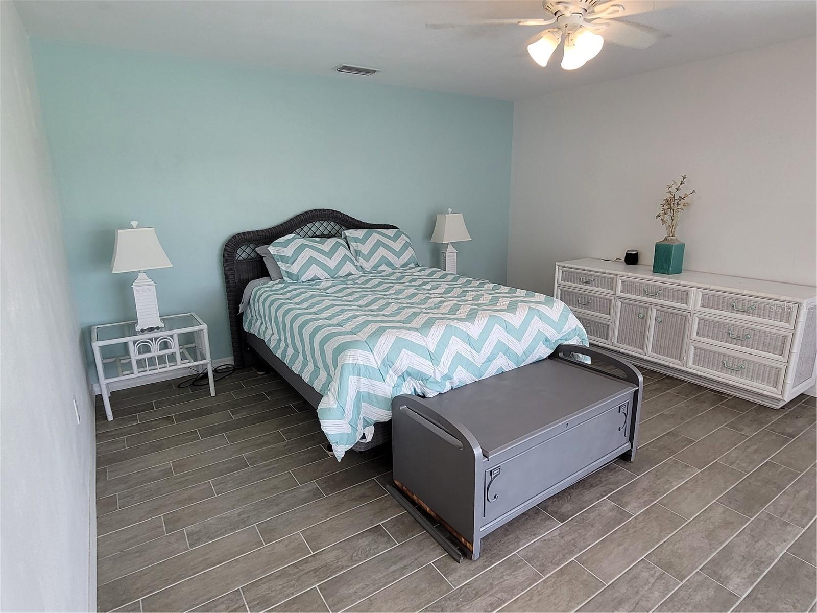 18 GOLFVIEW CT, ROTONDA WEST, FL, 33947