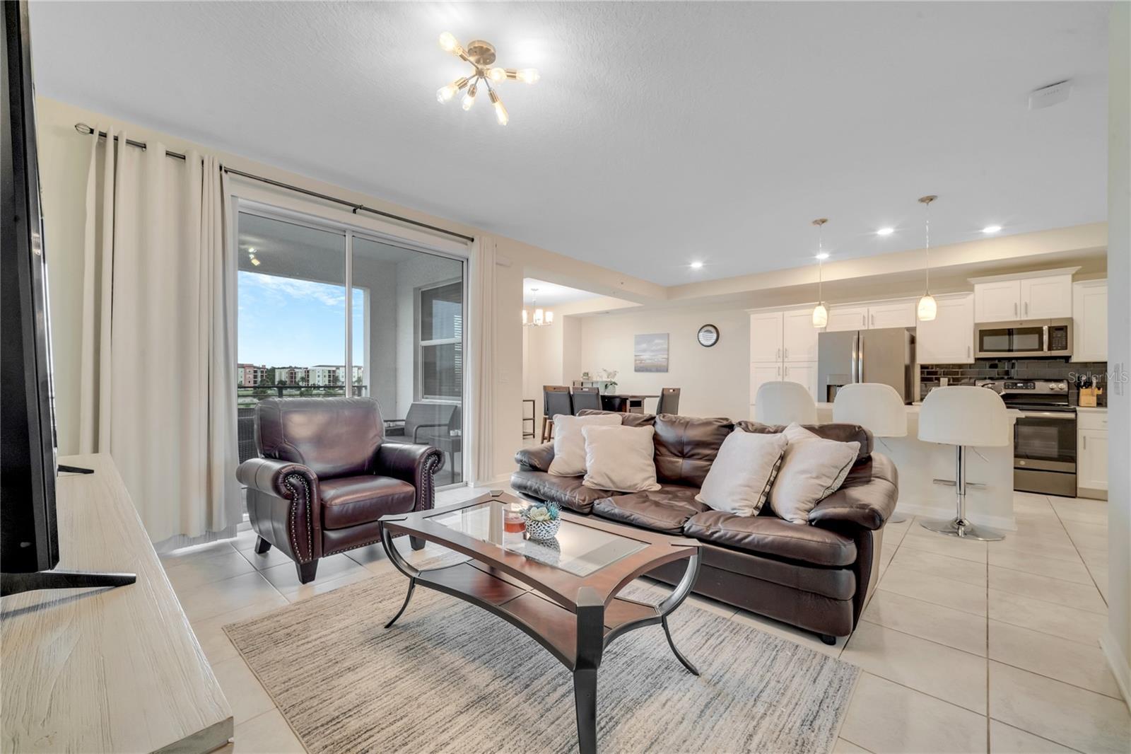 4721 CLOCK TOWER DR #302, KISSIMMEE, FL, 34746