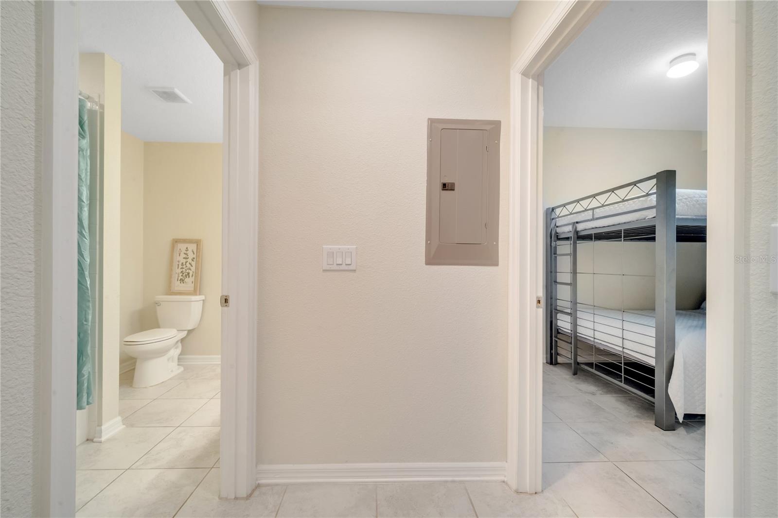 4721 CLOCK TOWER DR #302, KISSIMMEE, FL, 34746