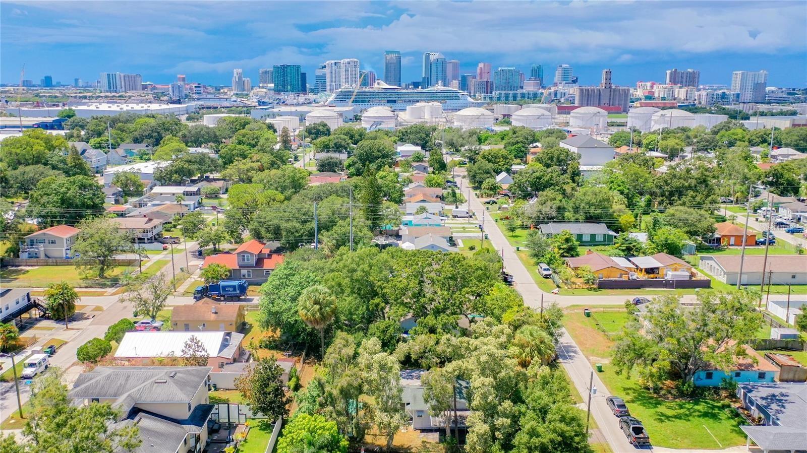 2411 E LINSEY ST #Street, TAMPA, FL, 33605