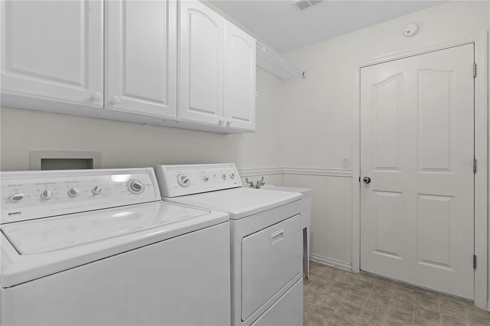 1933 CORDERO CT, THE VILLAGES, FL, 32159