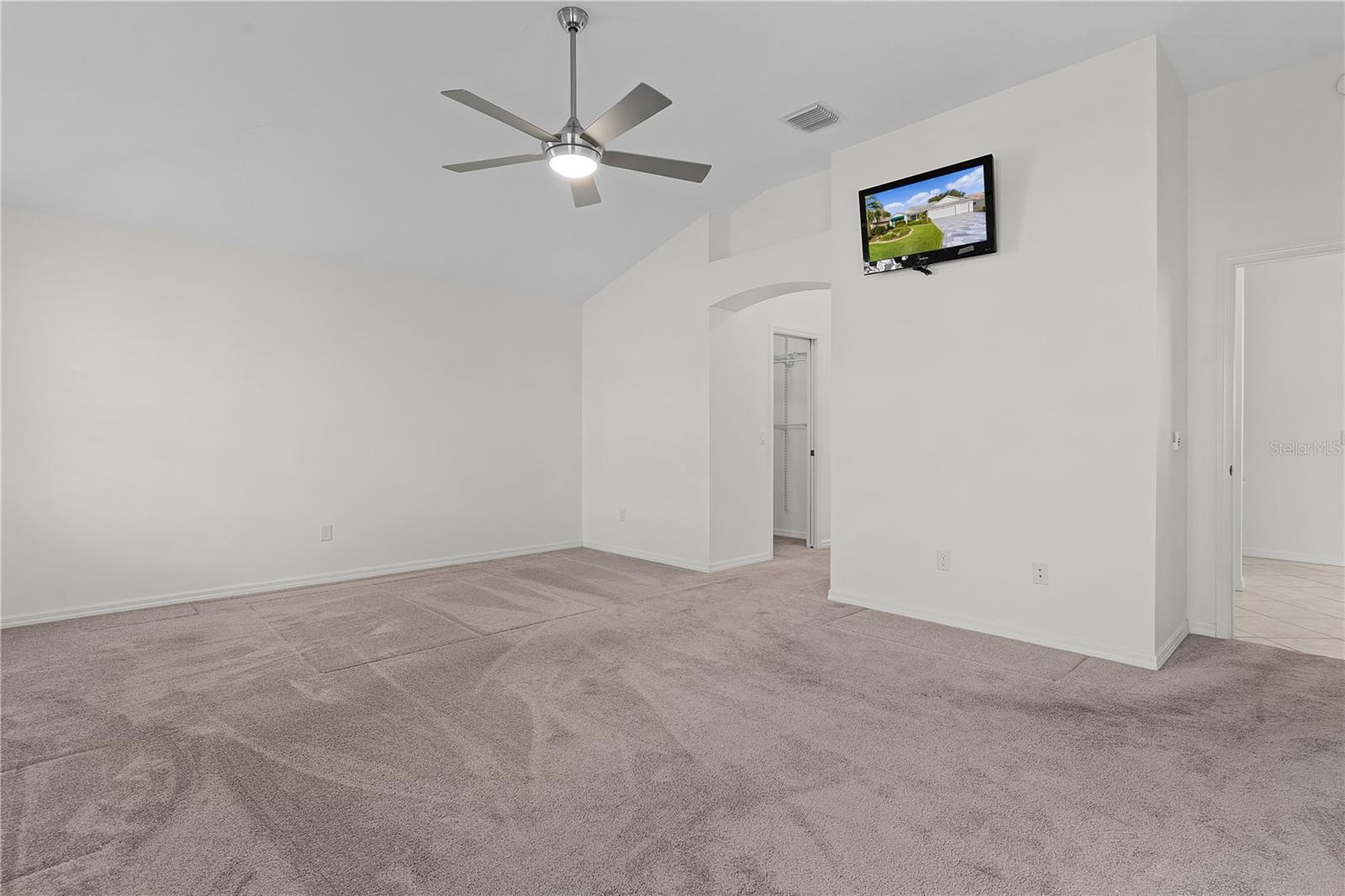 1933 CORDERO CT, THE VILLAGES, FL, 32159