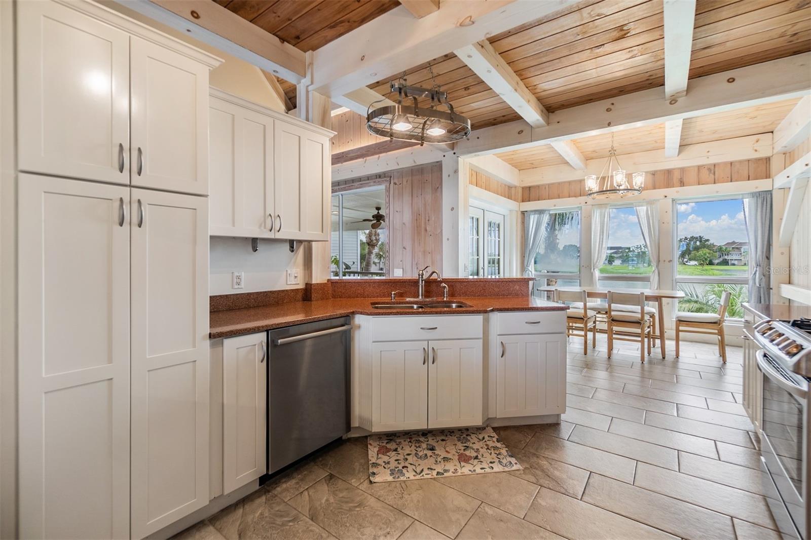 2118 HARBOUR WATCH DR, TARPON SPRINGS, FL, 34689